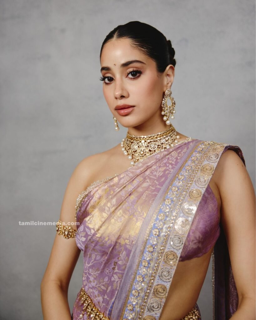 Janhvi Kapoor Photos