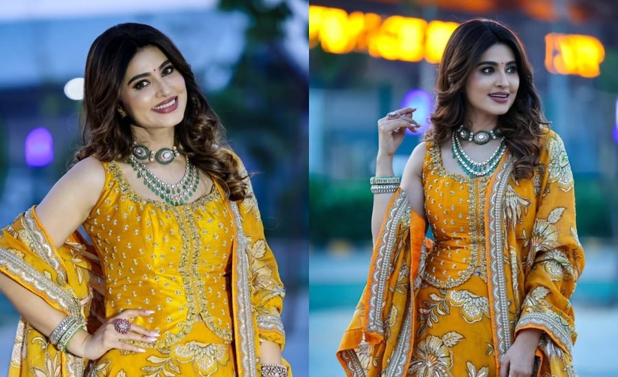 Actress Sneha yellow saree photoshoot