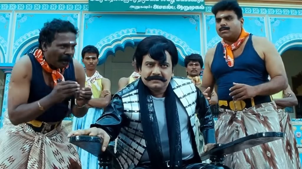 Dhanush vs Vadivelu Padikathavan shooting issue vivek replaces vadivelu role