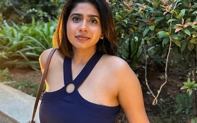 Mahanadhi serial actress Prathibha photos