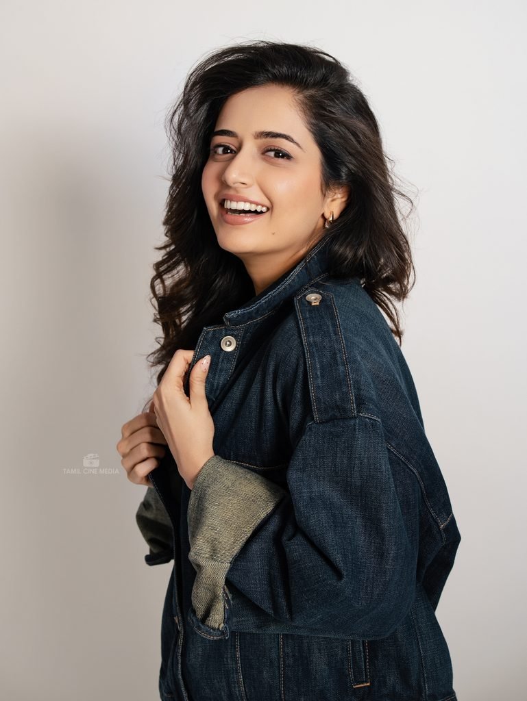 Ashika Ranganath Latest Photos