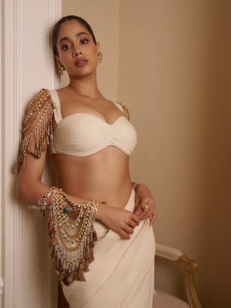 Janhvi Kapoor photos