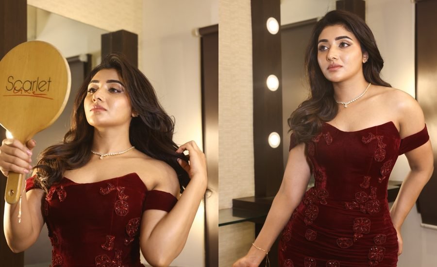 Mirnaa Menon glamorous photos