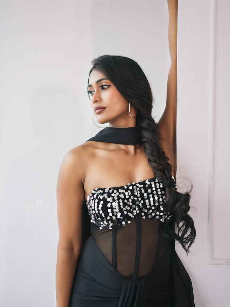 Poornima Ravi glamorous photos
