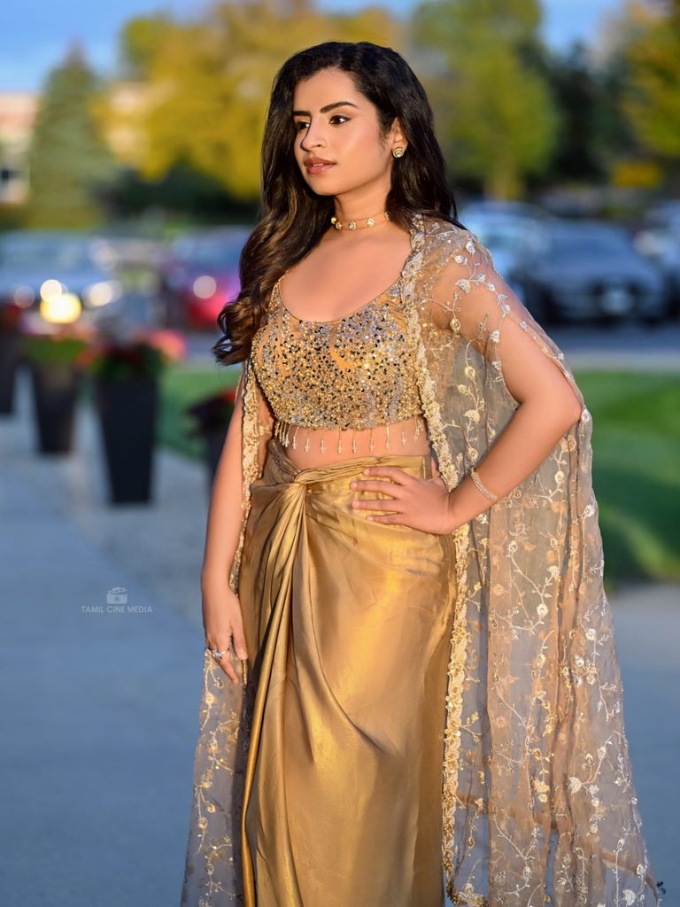 Sivaangi photos