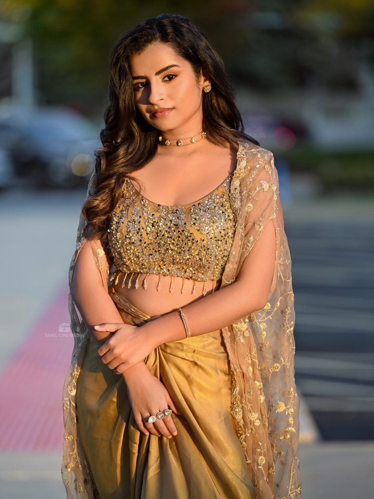 Sivaangi photos