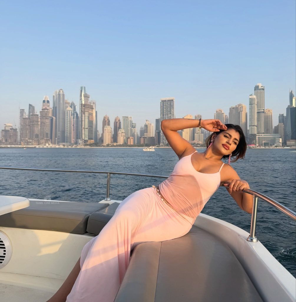 Tamil Actress glamorous photos